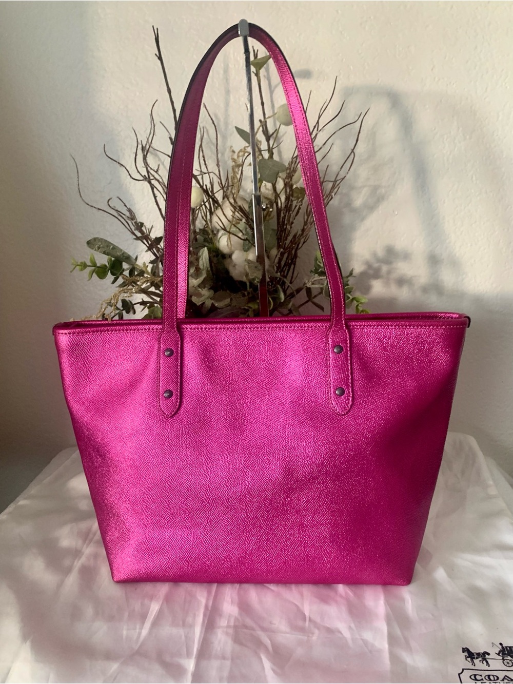RARE Coach Metallic Fuchsia  City Tote with HARD TO FIND - Picture 3 of 8